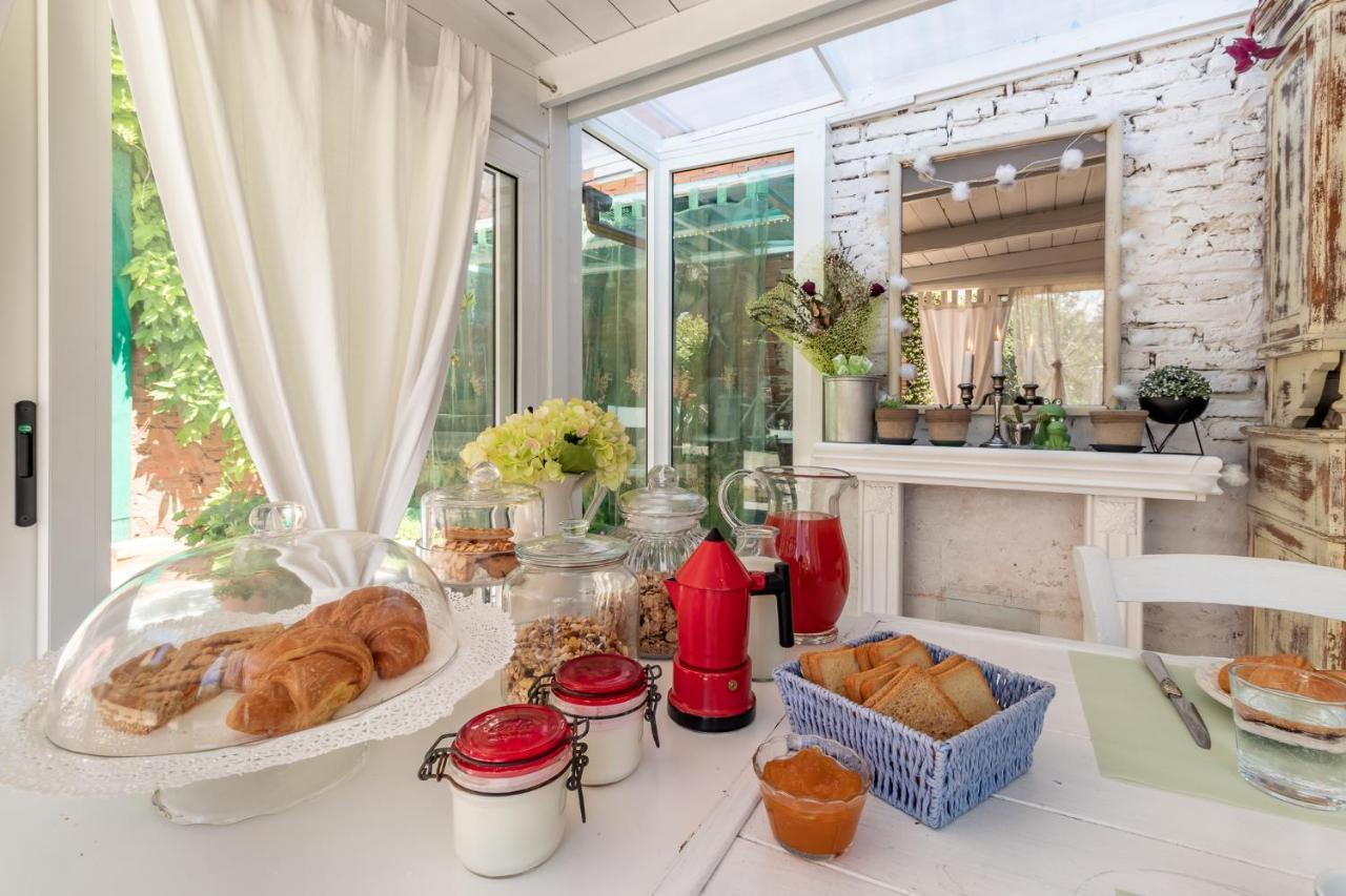 Garden Loft Bed & Breakfast Baricella Bagian luar foto