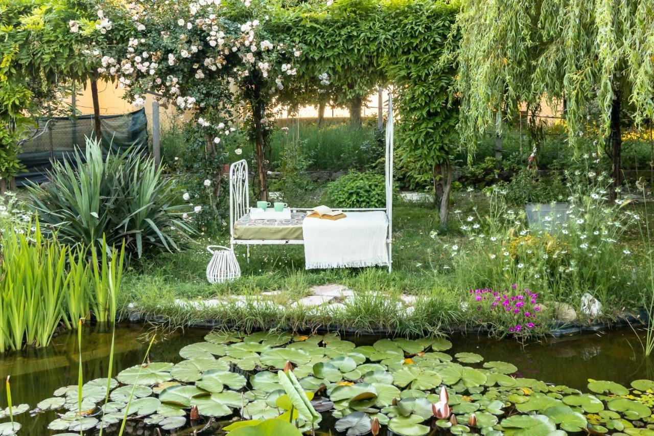 Garden Loft Bed & Breakfast Baricella Bagian luar foto